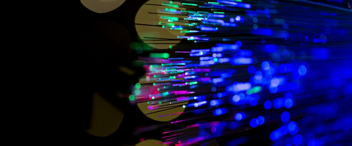 Tecnologias de Conexão Fibra Óptica, ADSL e outras Soluções da Century
